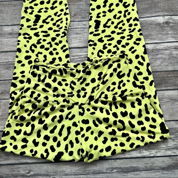 Booty by Brabants Neon Yellow Amazon Baby Leopard Leggings OS - Picture 4 of 8